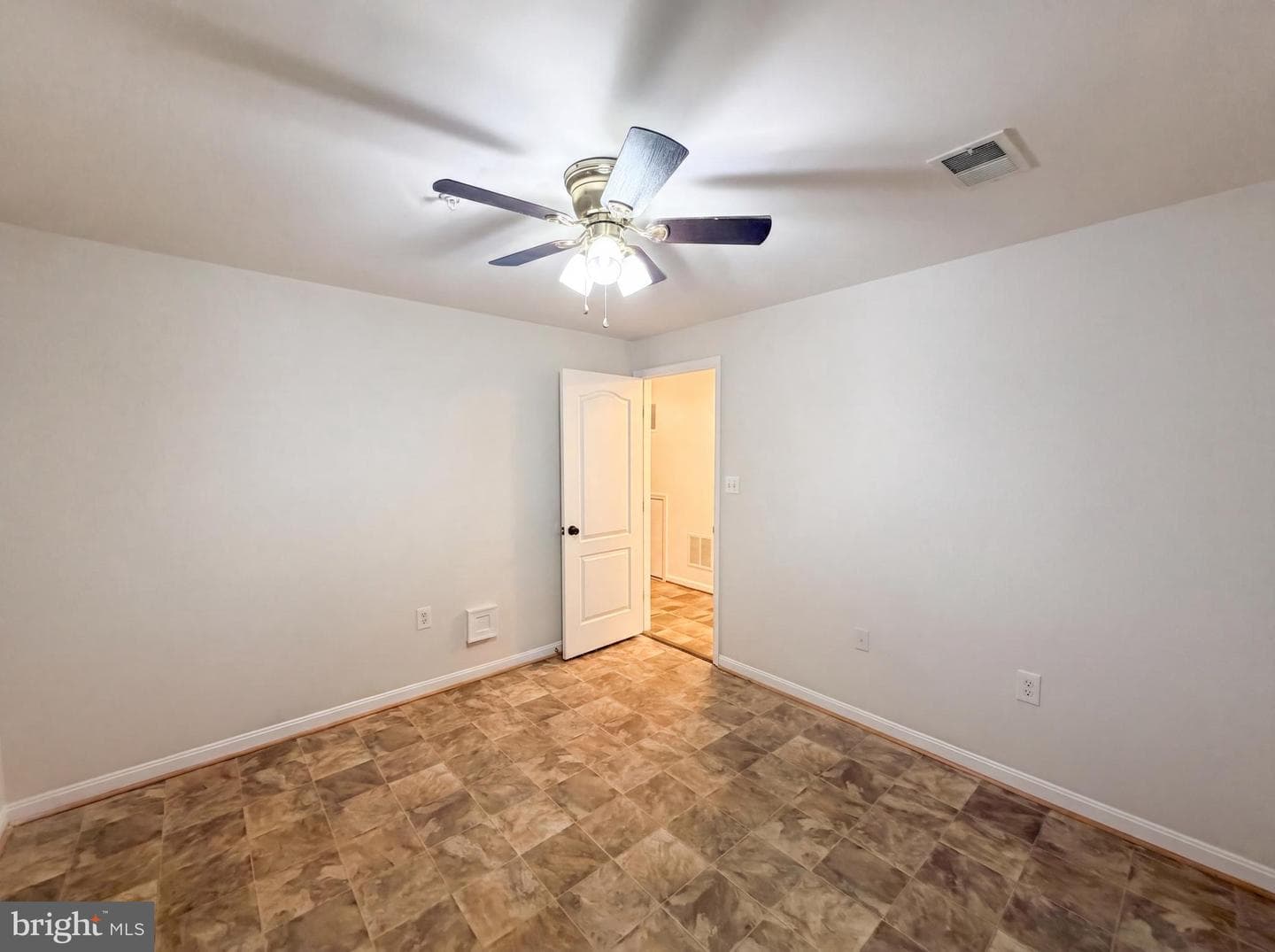 15513 Kennett Square Way photo 14