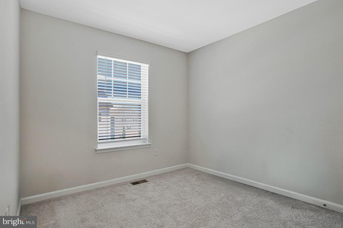 9608 Fagan Drive photo 15