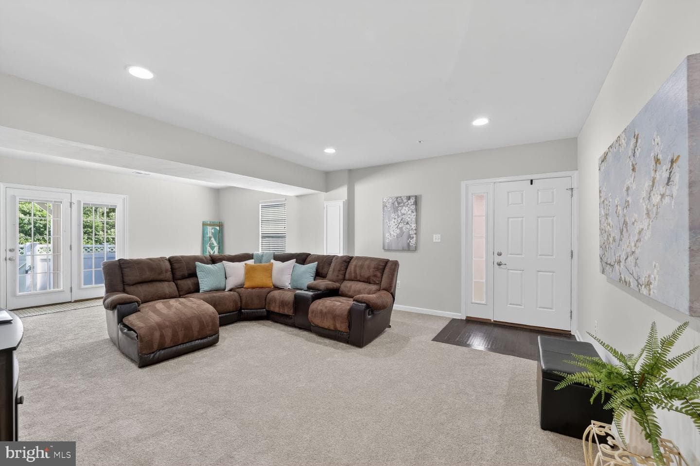 15515 Sunningdale Place photo 5