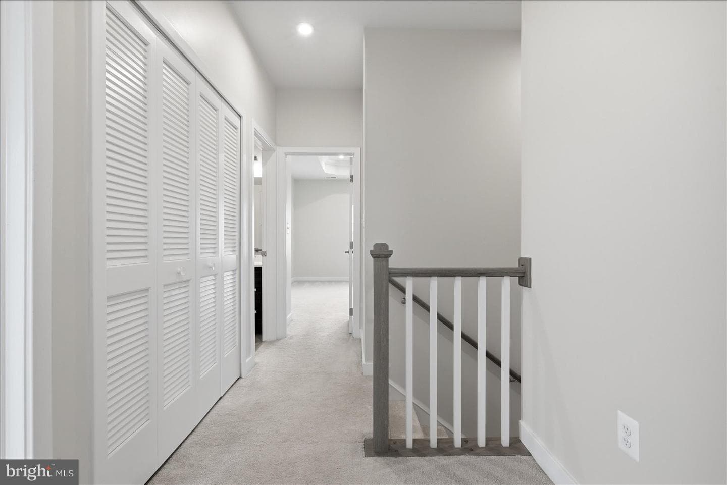 1550 Adamson Way photo 25