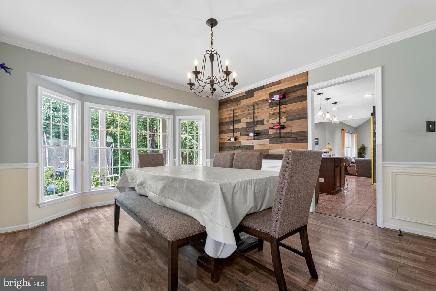 1811 Peachtree Lane photo 10
