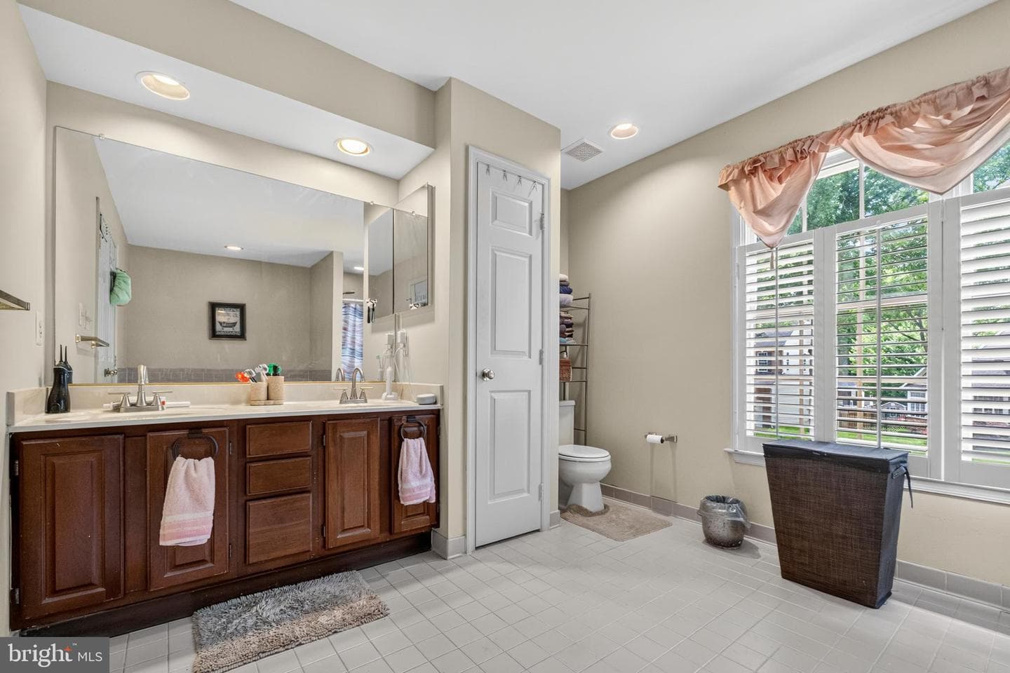 1811 Peachtree Lane photo 34