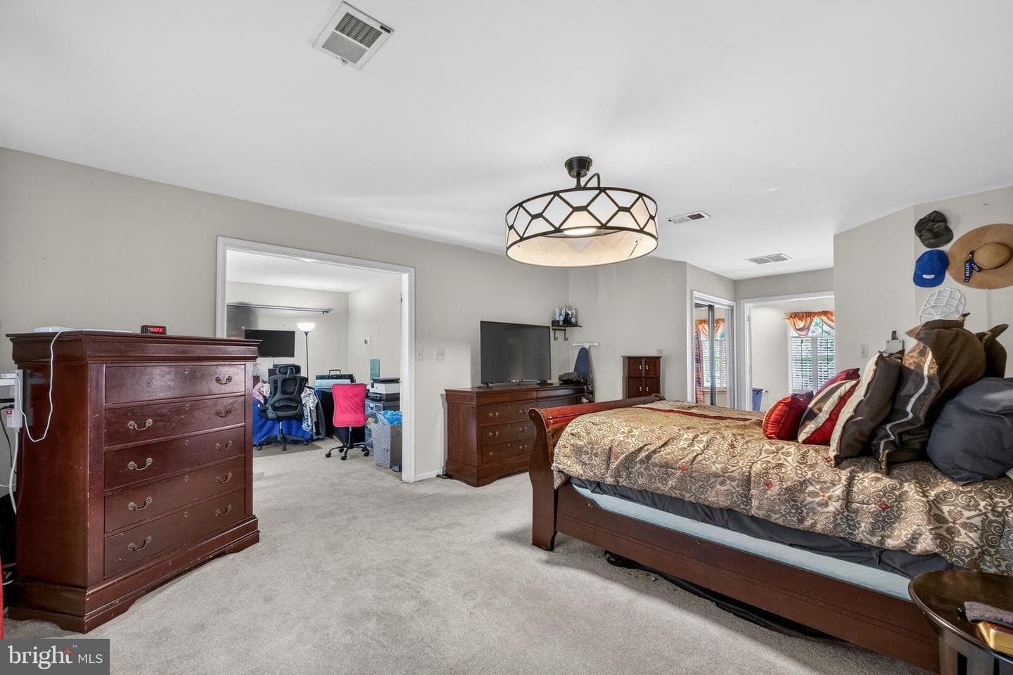 1811 Peachtree Lane photo 36