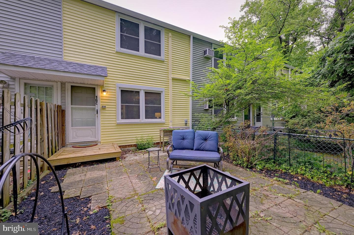 19 Hillside Road photo 14