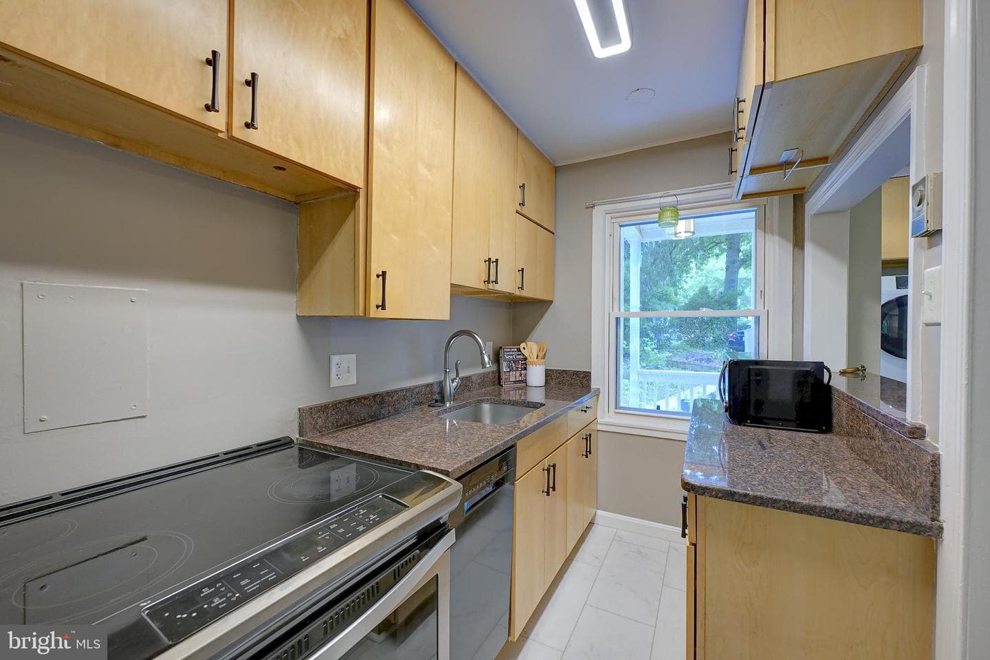 19 Hillside Road photo 6