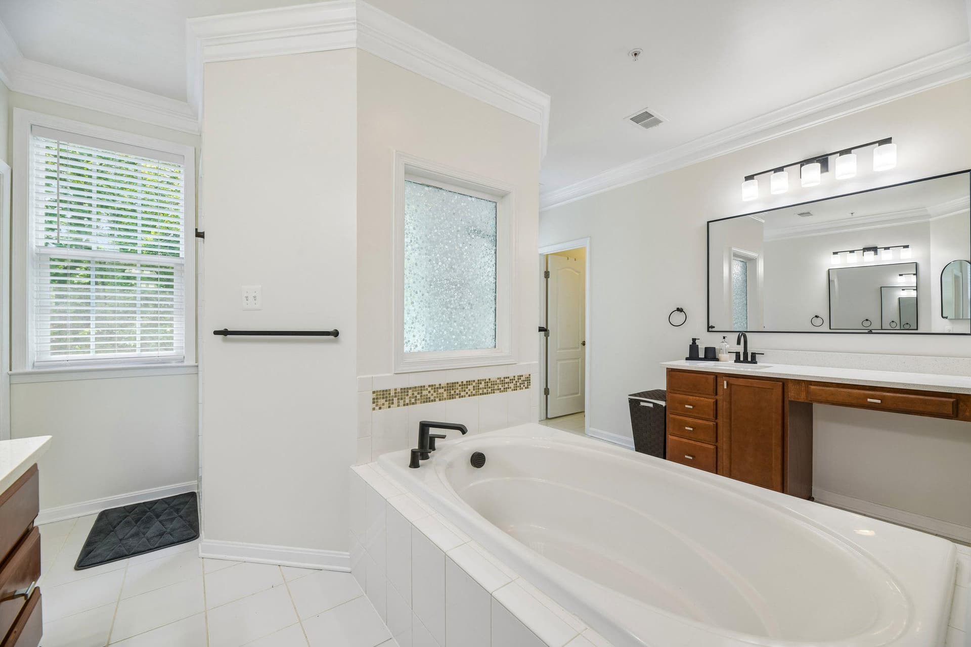9005 Wild Acre Court photo 52