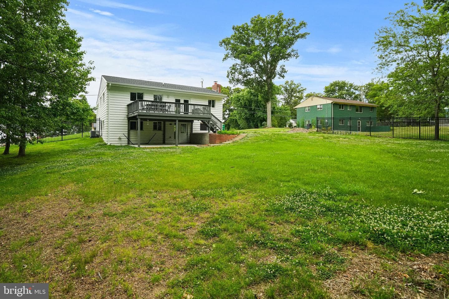 9409 Cheltenham Avenue photo 34