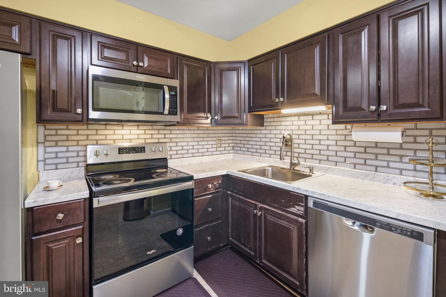 6946 Hanover Parkway #301 photo 10