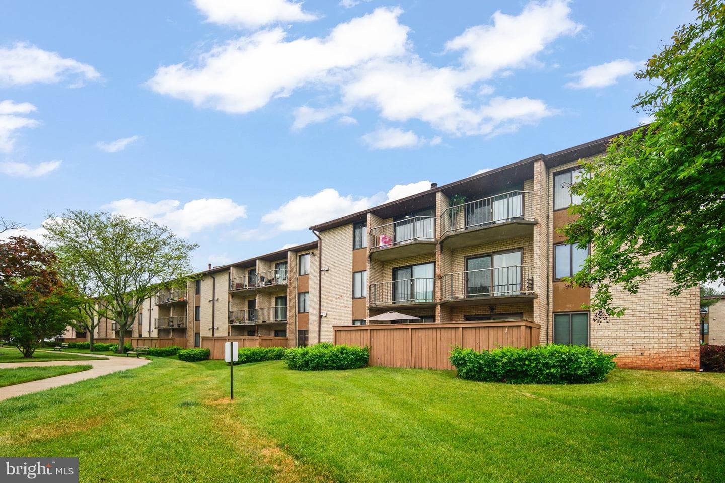 6946 Hanover Parkway #301 photo 20