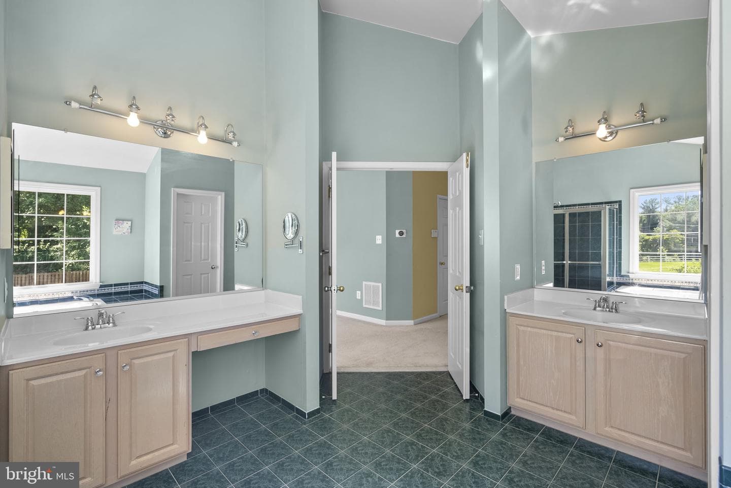4306 Taverngreen Lane photo 27