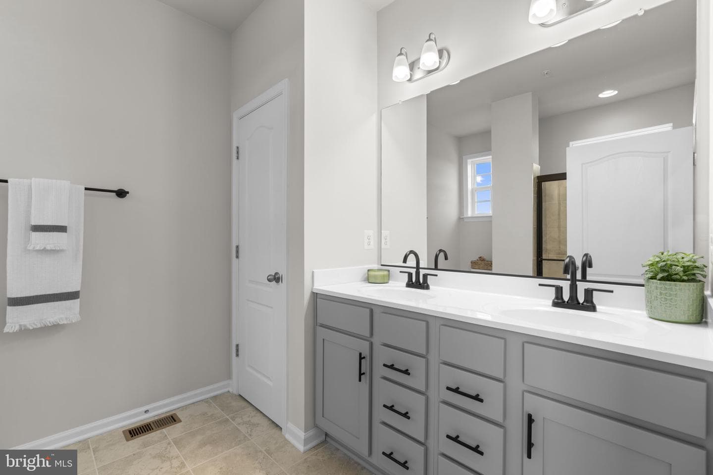 1039 High Point Trl photo 17