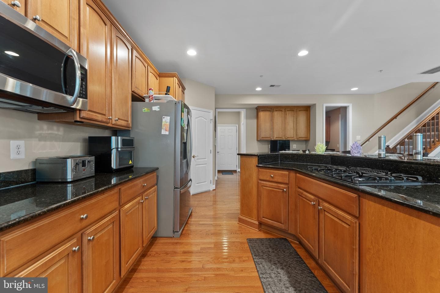 334 Radiant Court photo 26