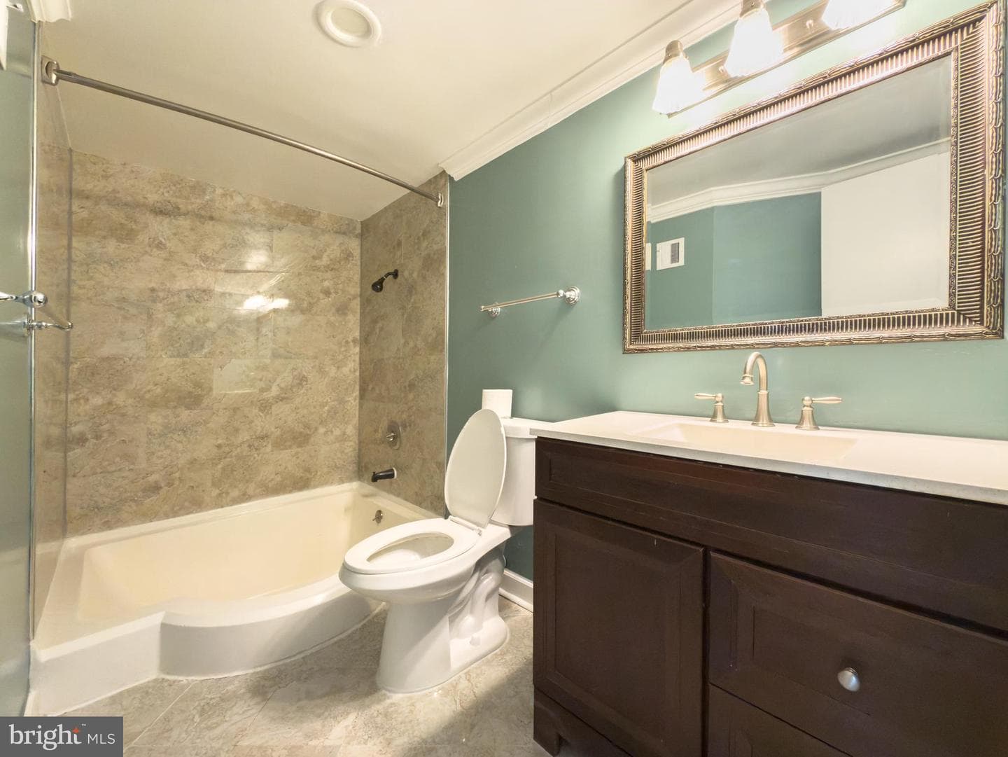 3327 Huntley Square Drive #b photo 10