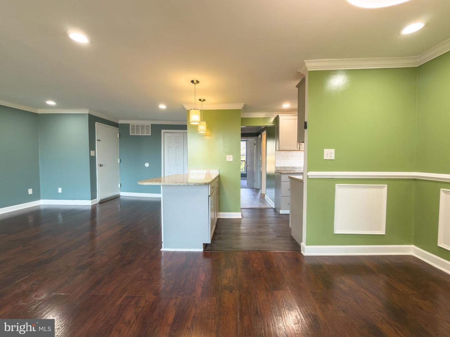 3327 Huntley Square Drive #b photo 7