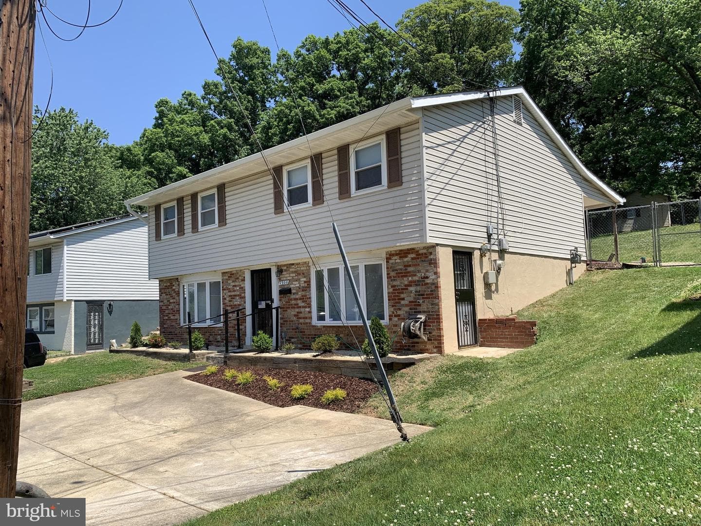 7950 Dellwood Avenue photo 3
