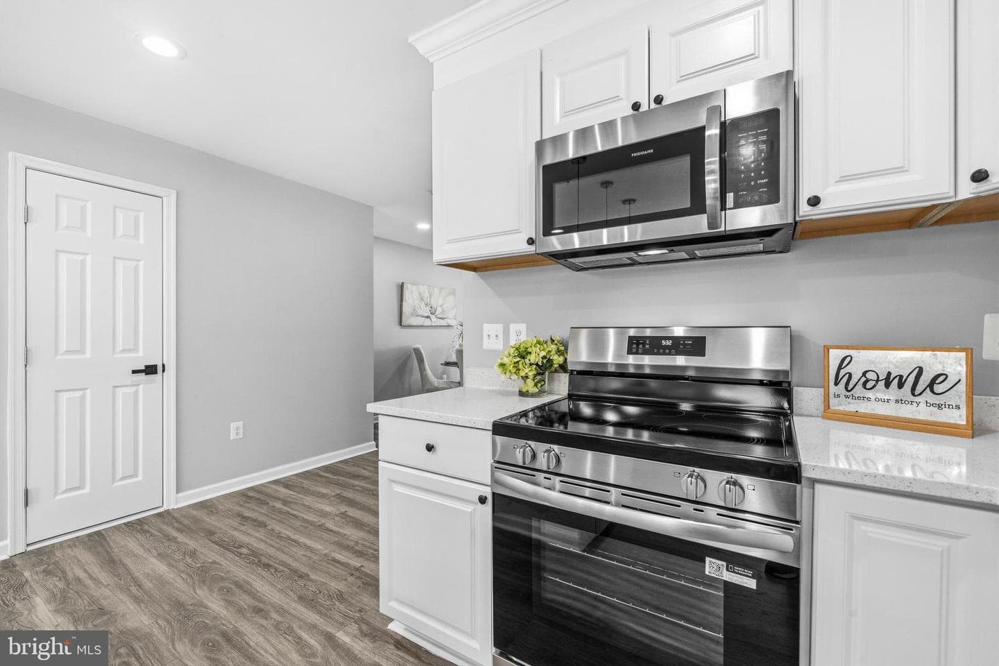 5907 Seat Pleasant Drive photo 16
