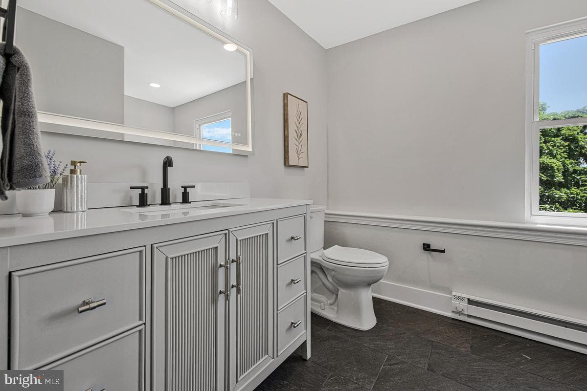 2105 Queens Chapel Road photo 20
