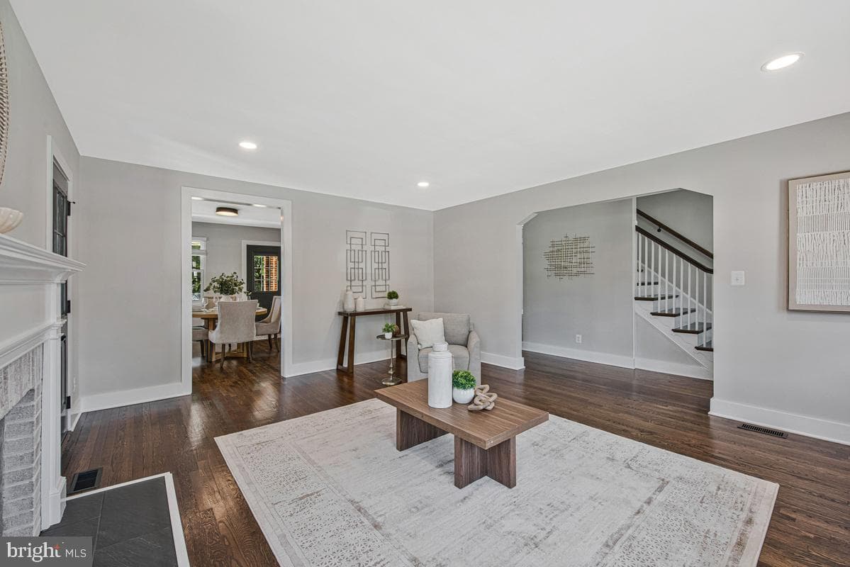 2105 Queens Chapel Road photo 8