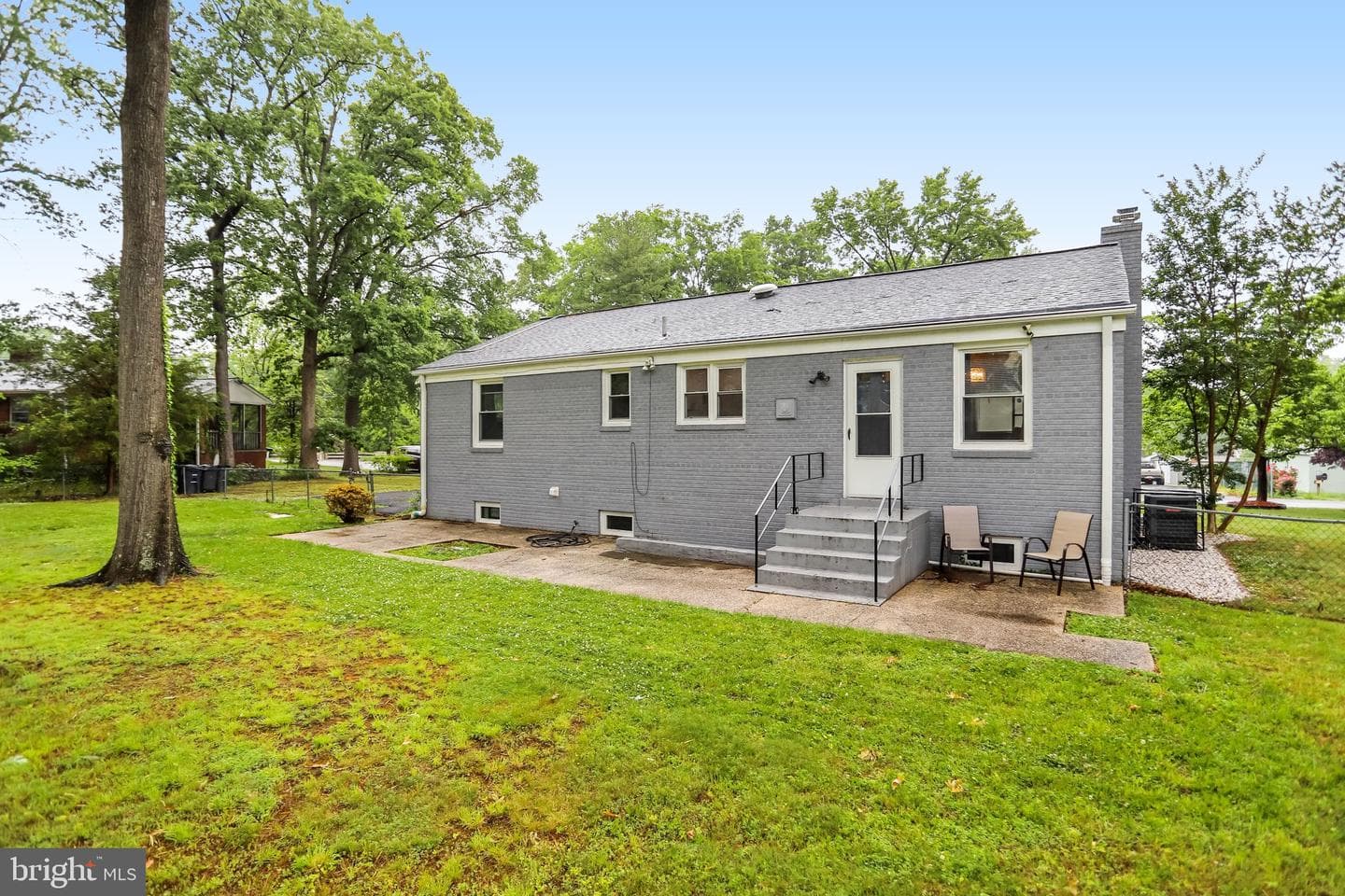 6207 Walton Avenue photo 19