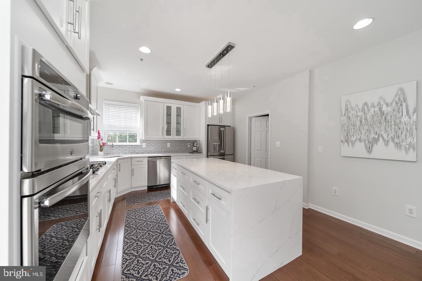 10807 Glenshire Drive photo 15