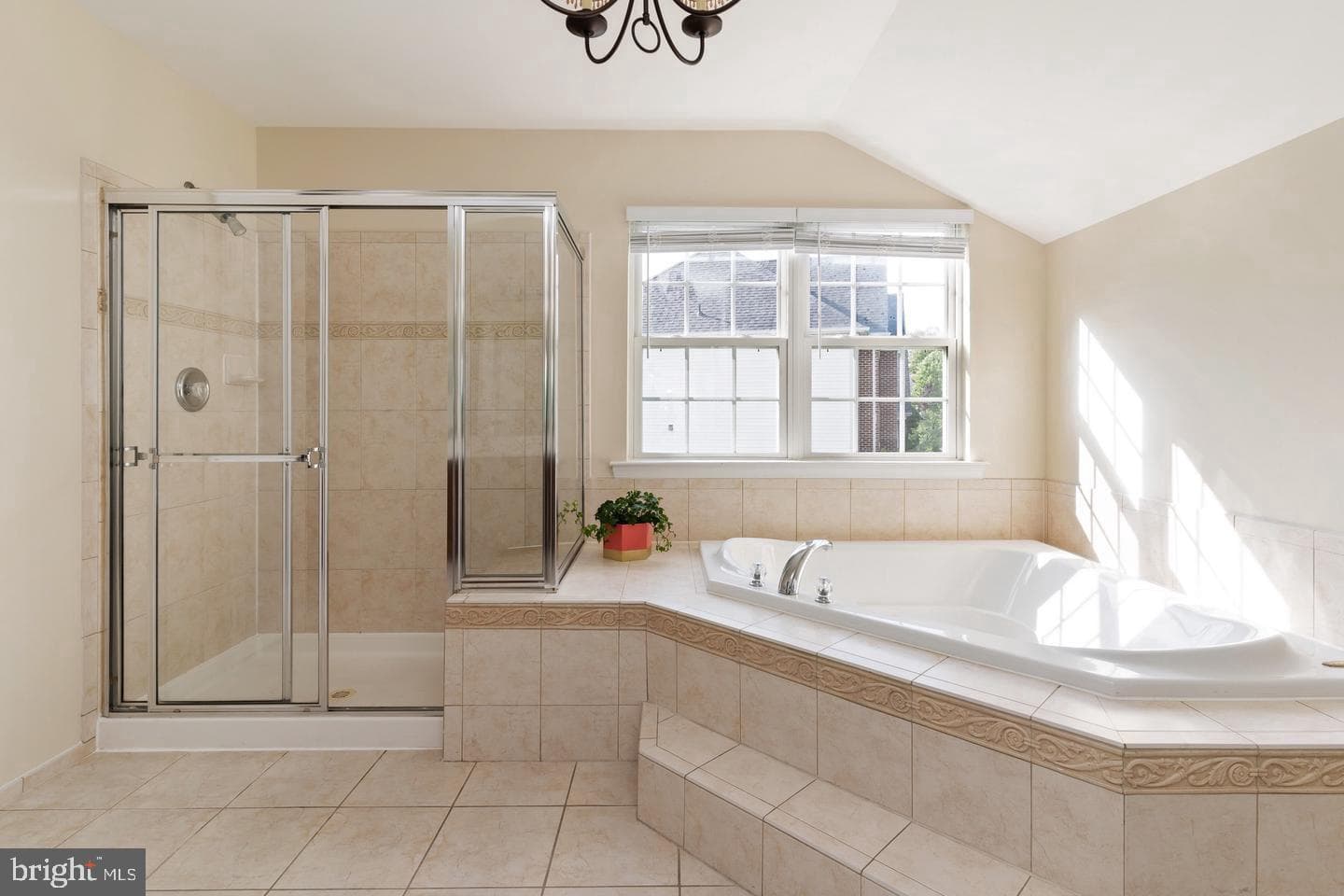 10807 Glenshire Drive photo 27