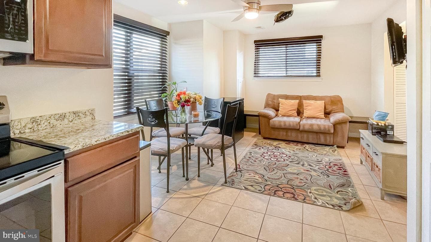 9995 Campus Way S photo 20