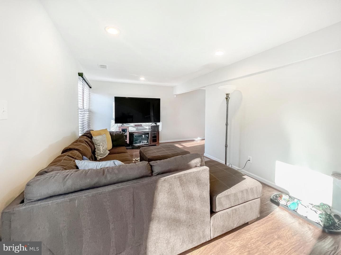 9995 Campus Way S photo 27