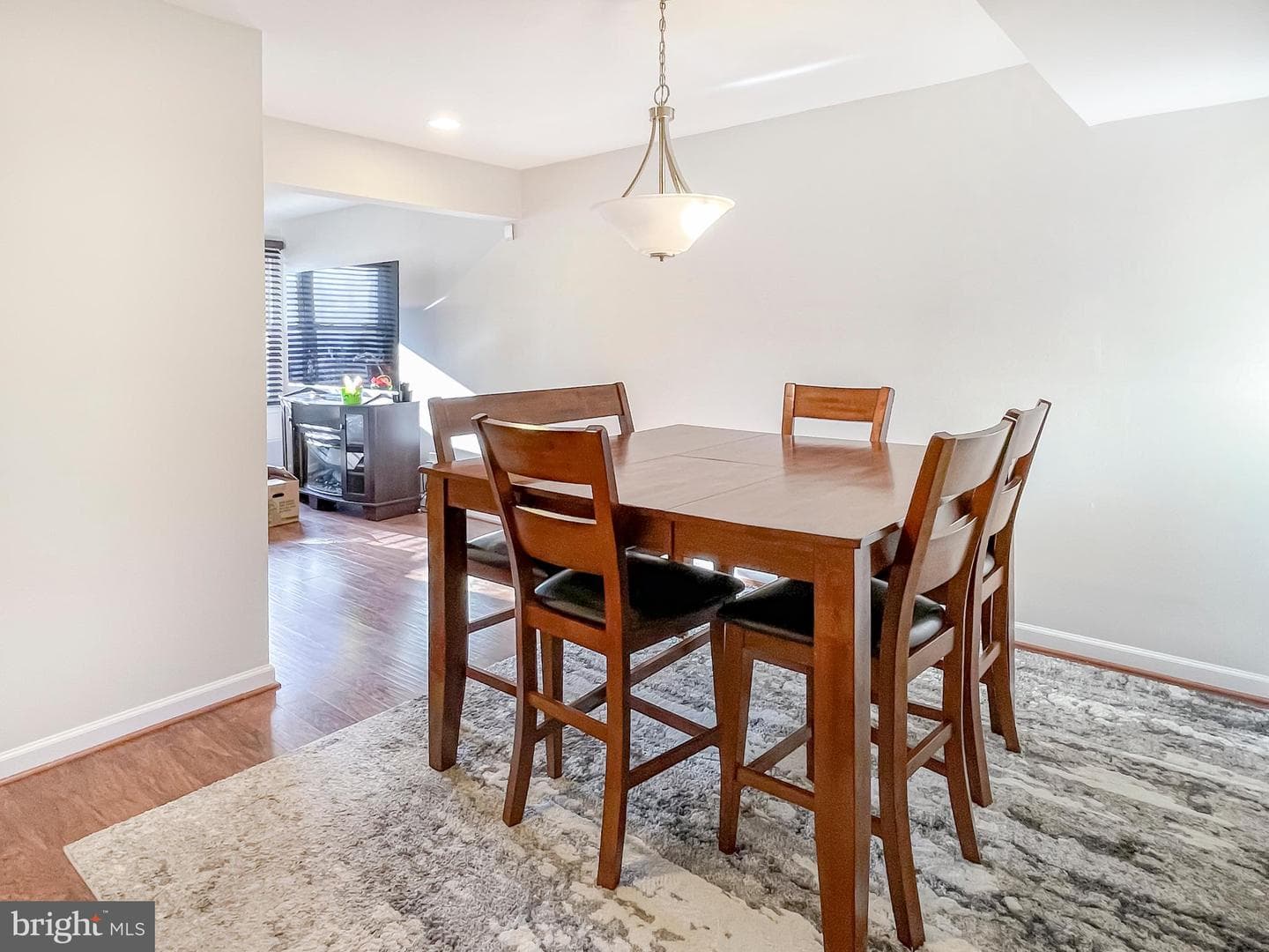 9995 Campus Way S photo 38