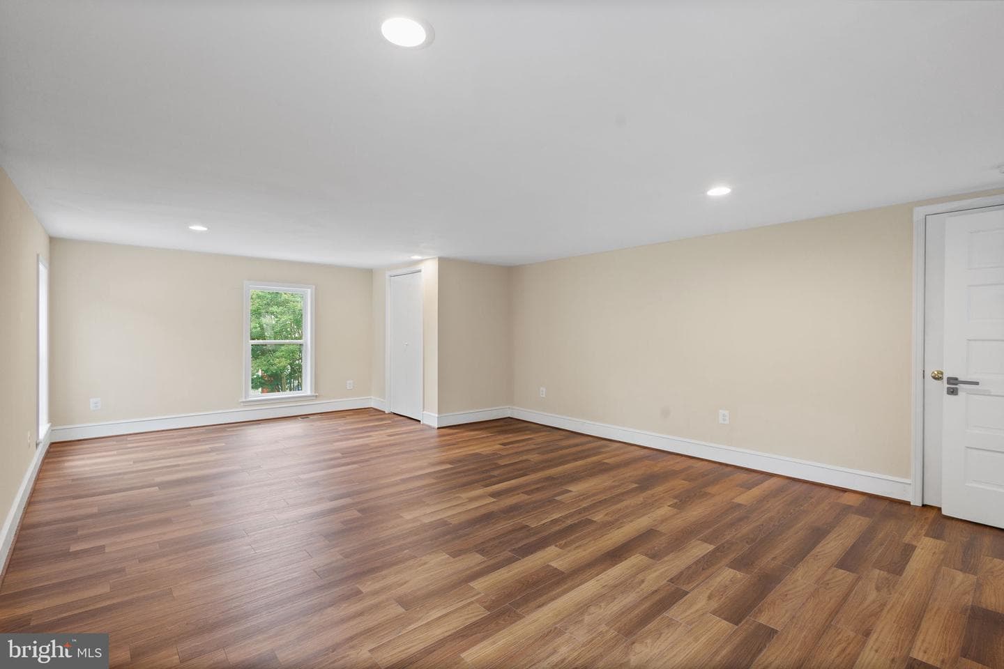 8519 Chestnut Avenue photo 46