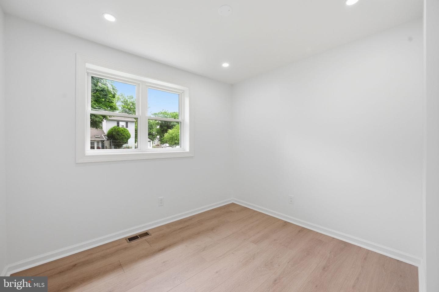 4012 Byers Street photo 18