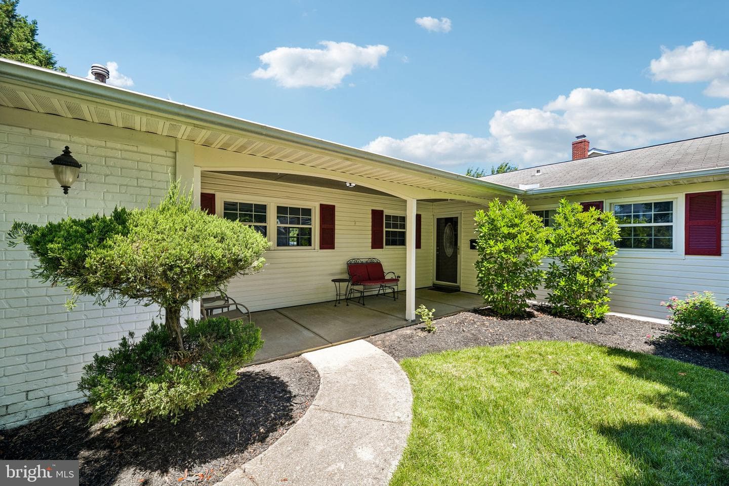4015 Woodrow Lane photo 3