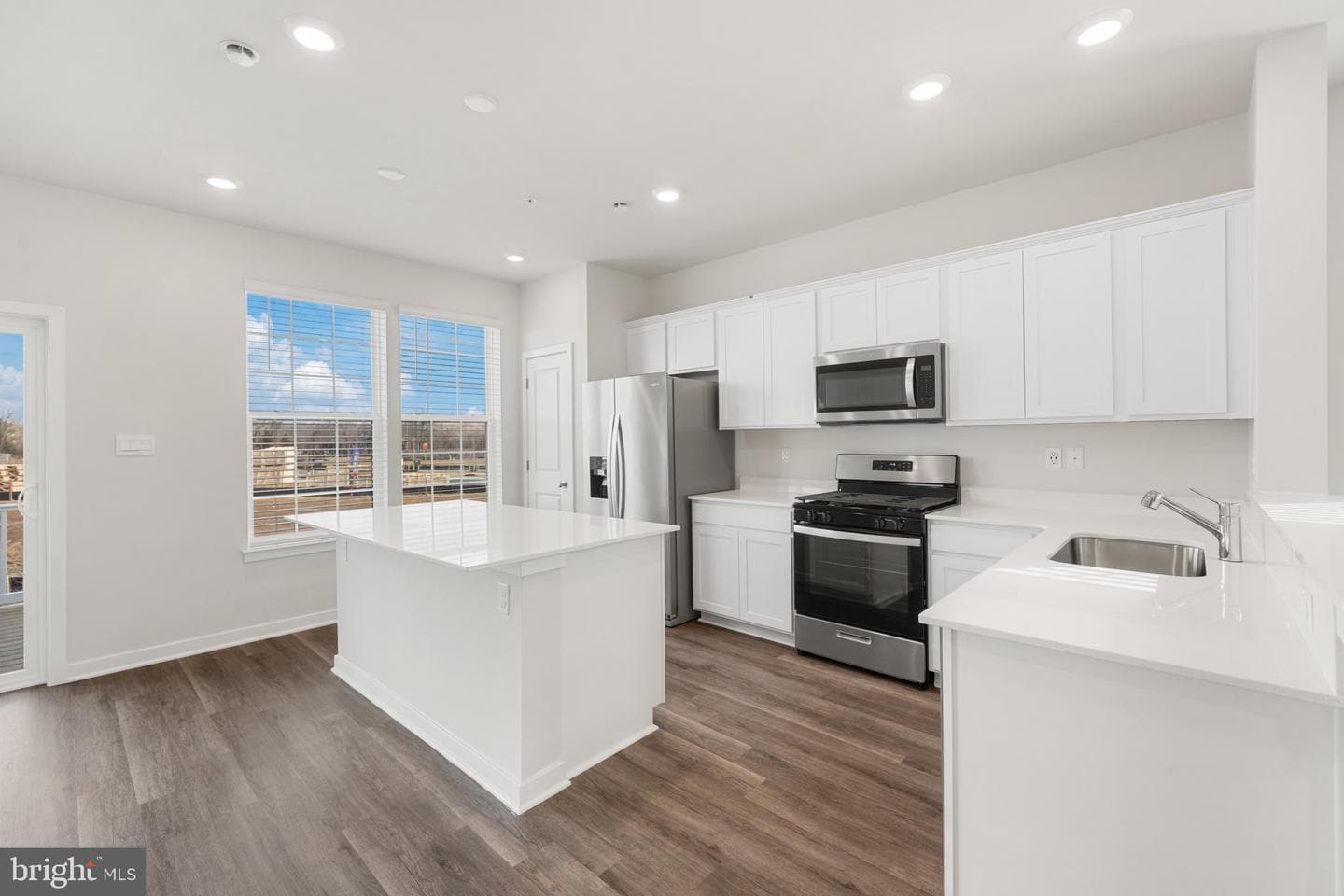 15047 Douglas Fir Lane photo 15