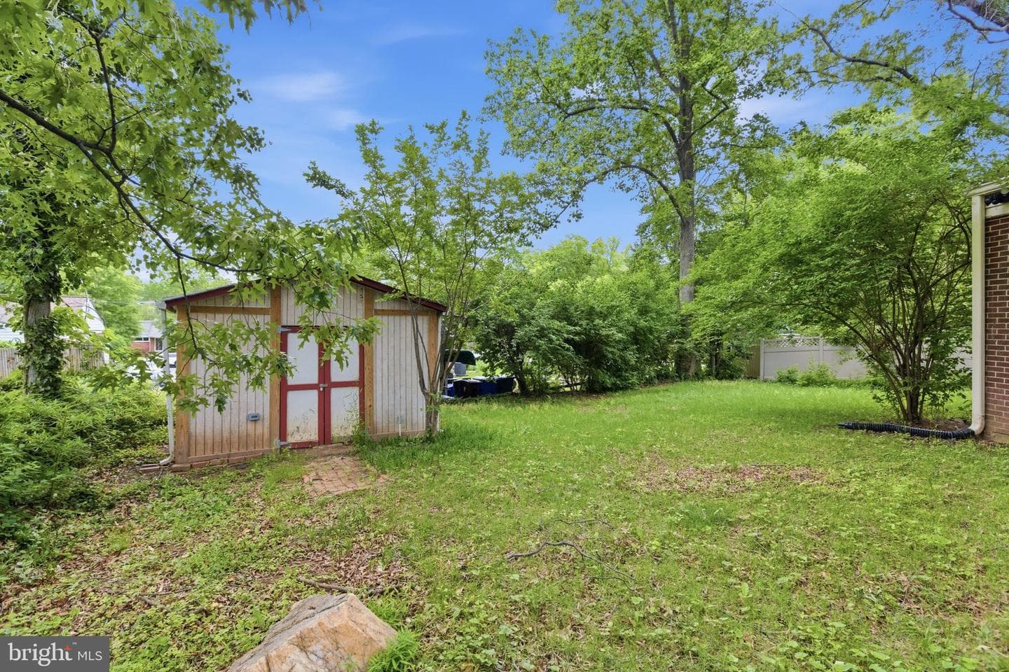 6801 Adelphi Rd photo 23