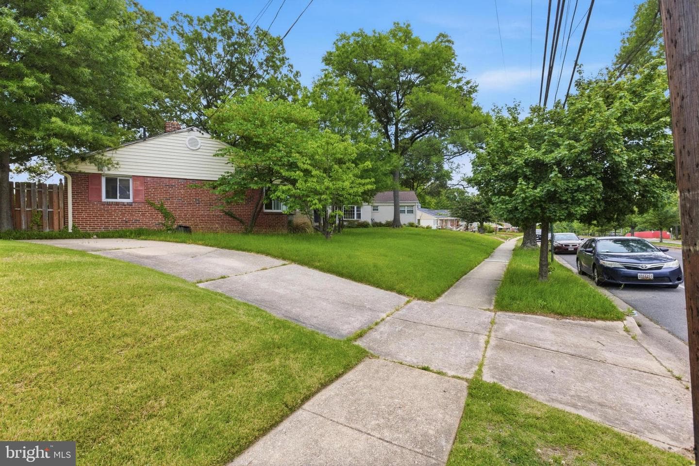 6801 Adelphi Rd photo 25