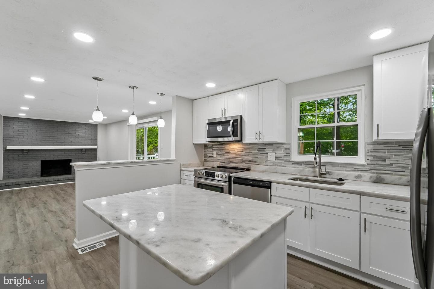 14026 Briarwood Dr photo 14