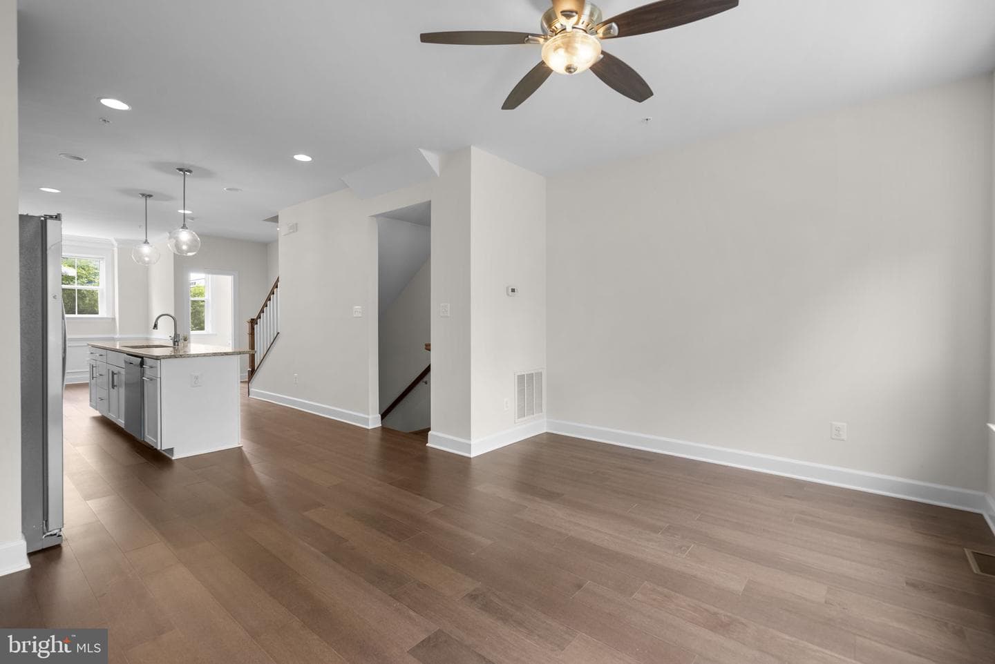 4602 Woodberry Street photo 9