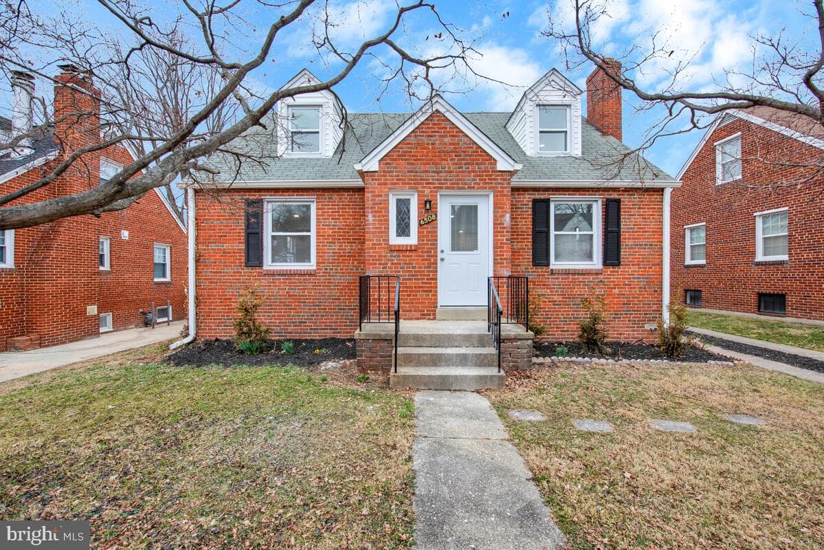6508 Foster St photo 1