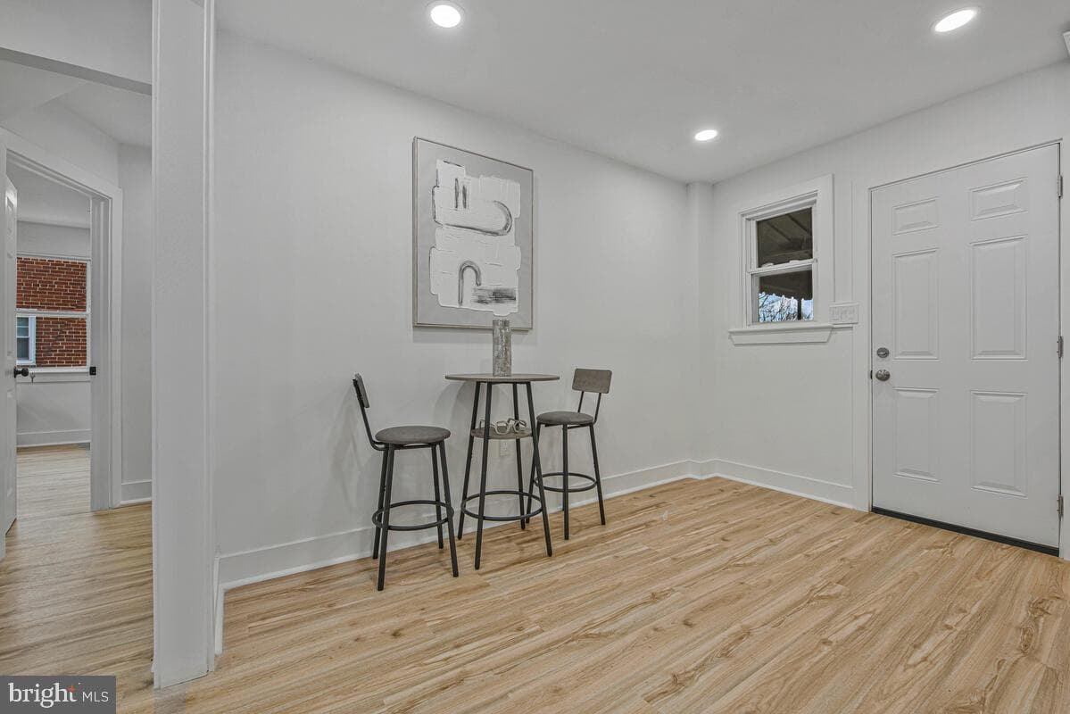 6508 Foster St photo 15
