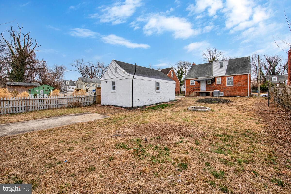 6508 Foster St photo 39