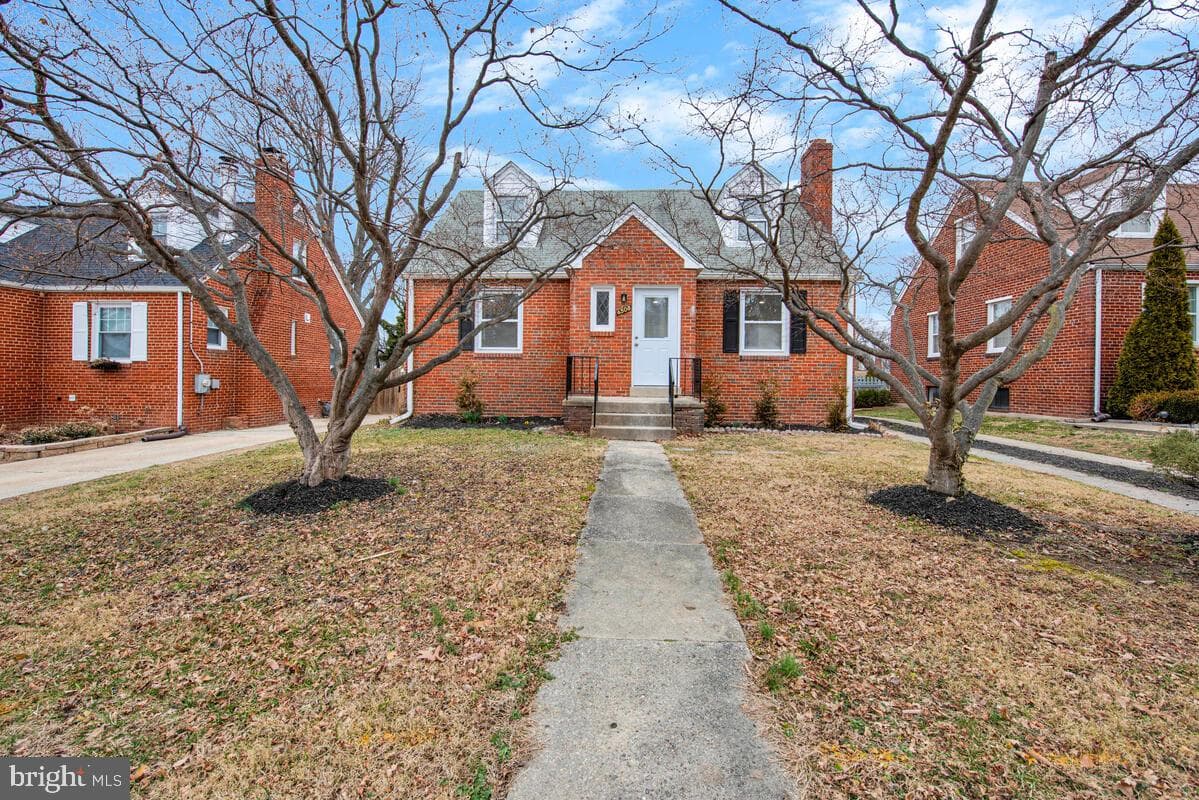 6508 Foster St photo 4