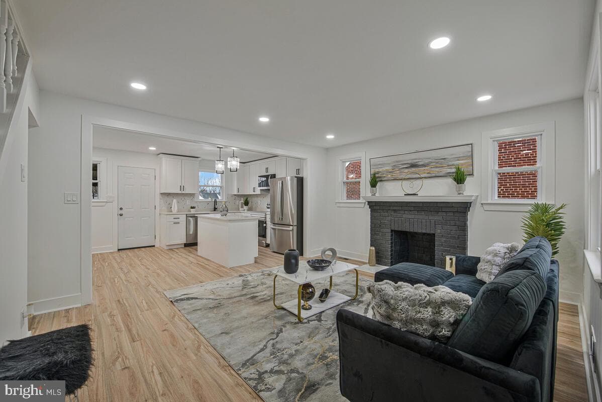 6508 Foster St photo 5