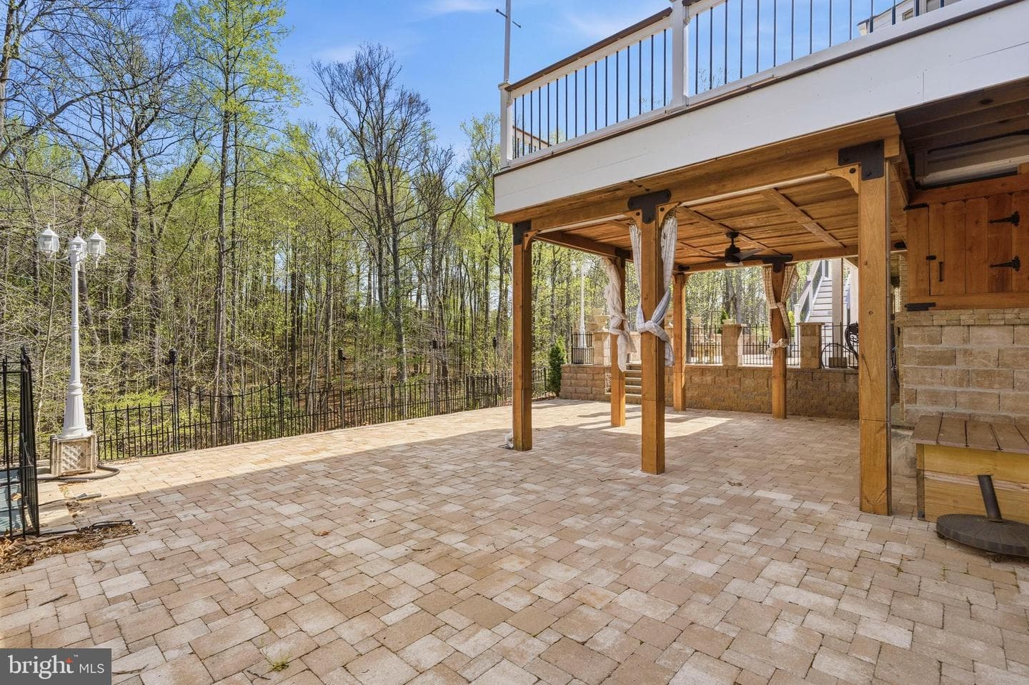 10008 Thomas Brooke Place photo 37