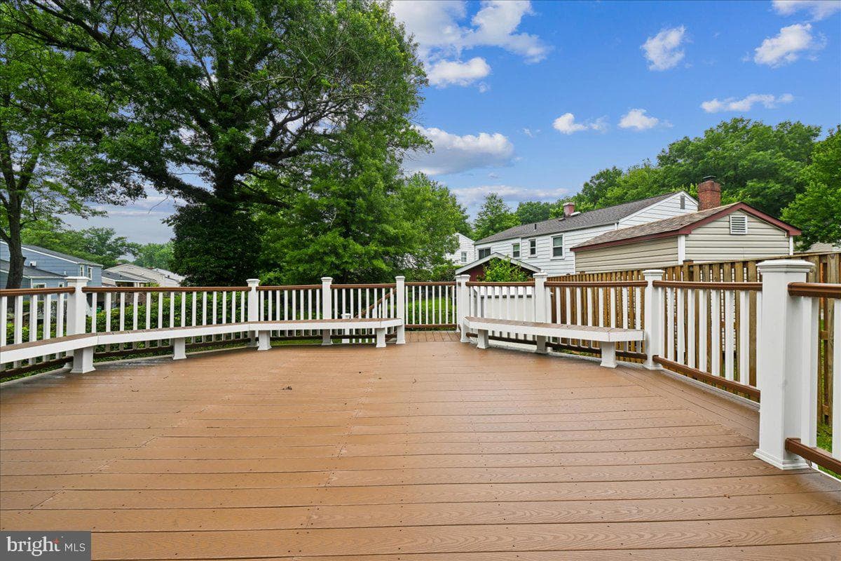 6703 Vanessa Drive photo 17