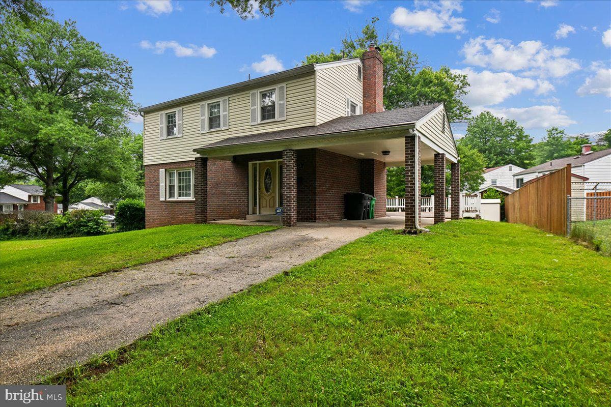 6703 Vanessa Drive photo 3