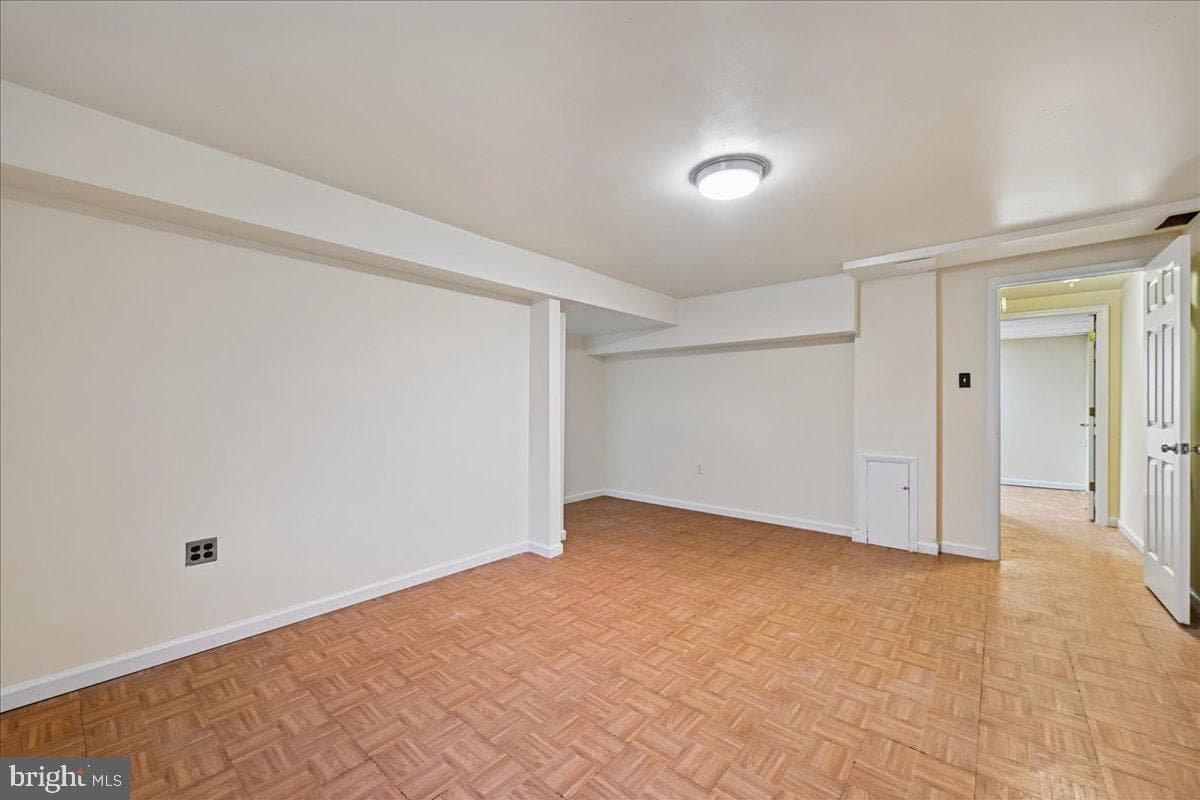 6703 Vanessa Drive photo 32