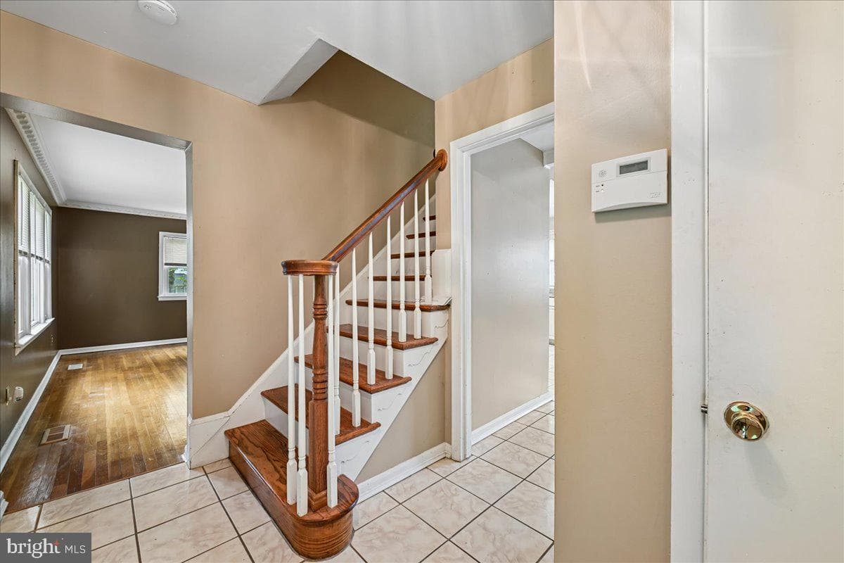 6703 Vanessa Drive photo 4