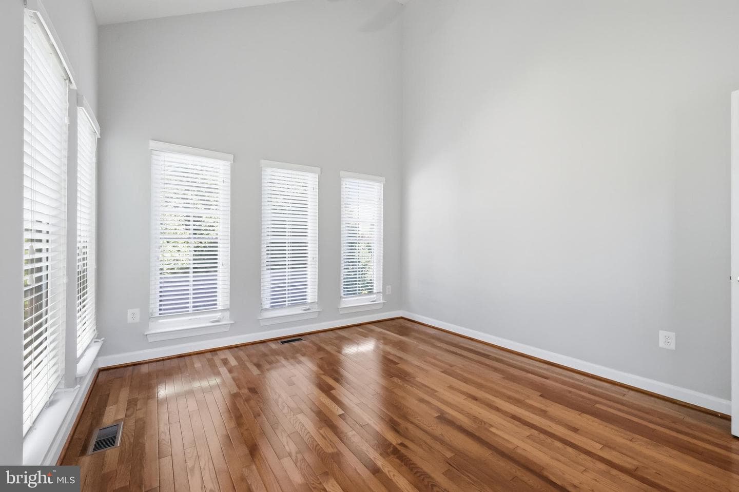 14107 Corunna Court photo 45