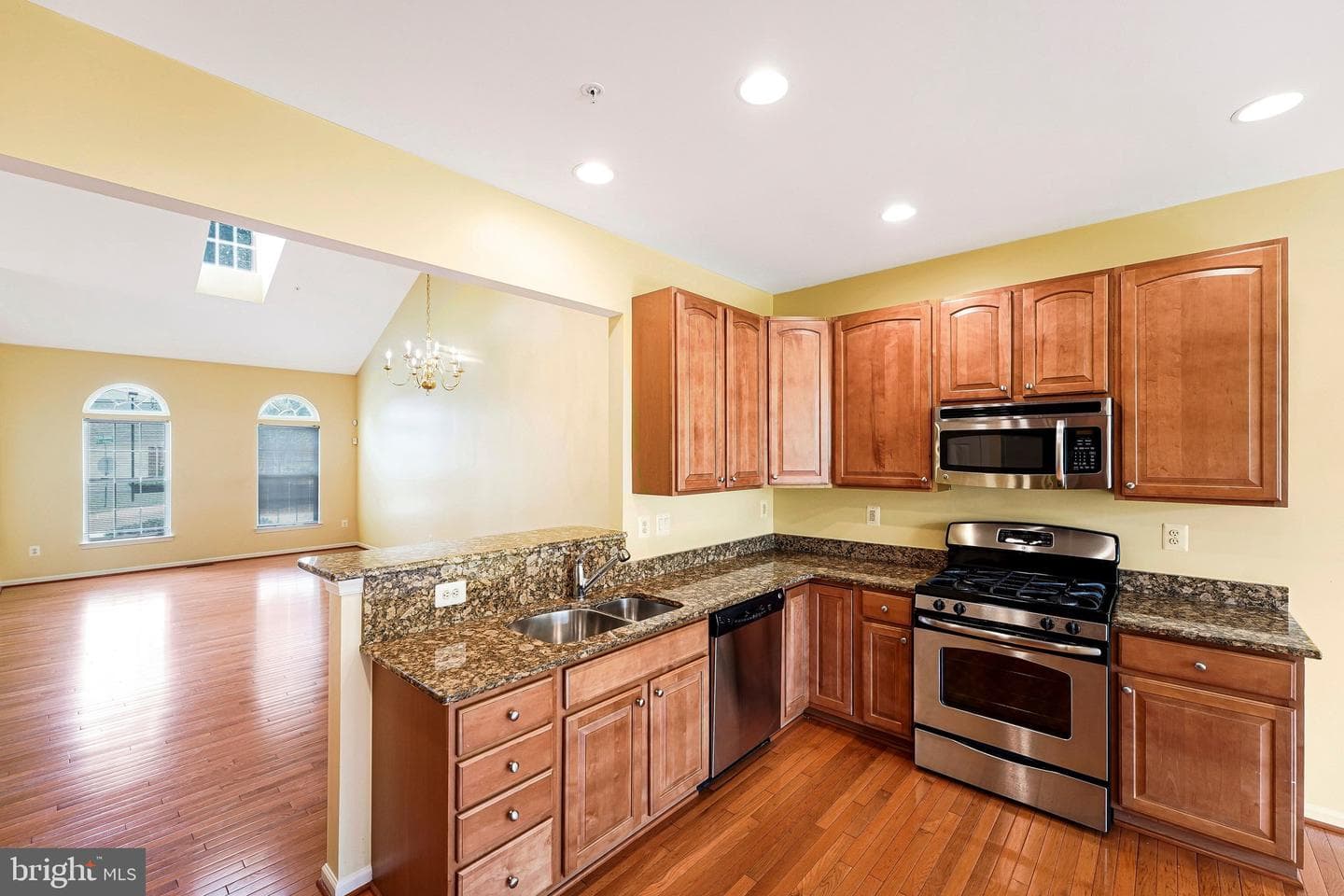 9902 Hillandale Way #17 photo 12