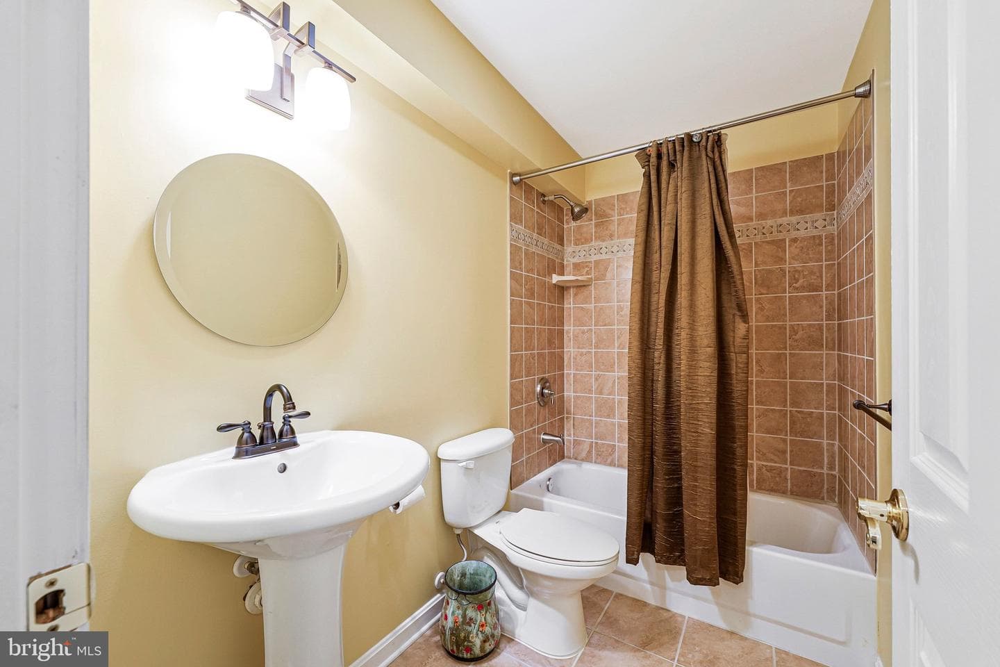 9902 Hillandale Way #17 photo 18