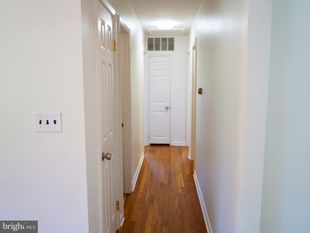 6808 Emerson Street photo 9